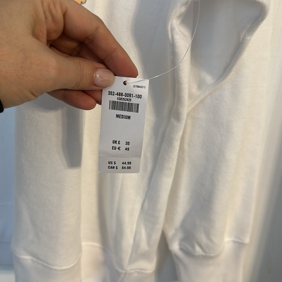 🆕 NWT Hollister sweatshirt - oversized Medium - Picture 3 of 4